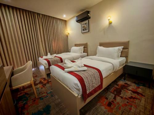 room detail thumbnail 0