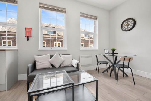 WhiskAwayHomes - Taylor Bennett - Apartment 1, Worcester
