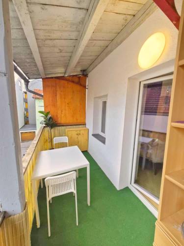 Studio in Innsbruck Old Town I 24-7 Self-Check-in - image 4