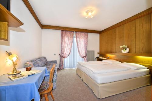 Hotel Hubertushof Naz-Sciaves Italy