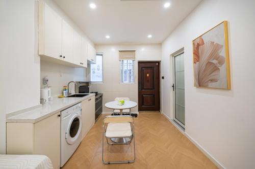 Tonight Homestay West Nanjing Road Shanghai Maoming Building, Shanghai (foto 9)