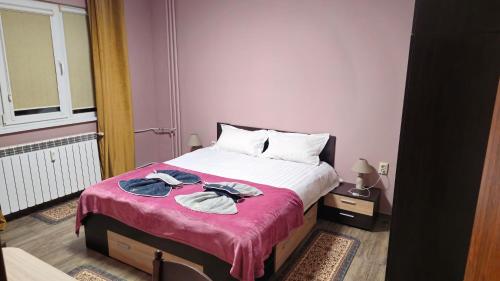 Fully Equipped Bright Apartment Close to Transport, Sofia
