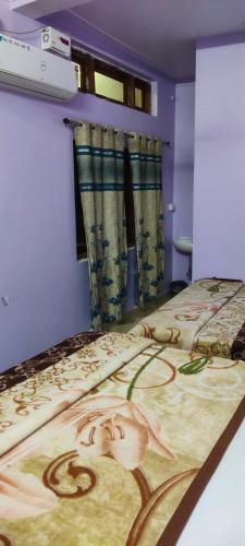 Hotel Shree palace in Bheraghat