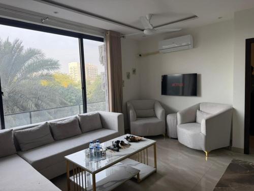 Aurum Apartments Gulberg Lahore Premium Stay LMY - image 7