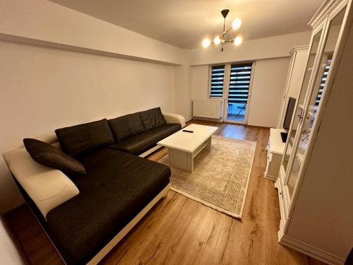 Skupni salon/TV območje, Avg central stay in Centru