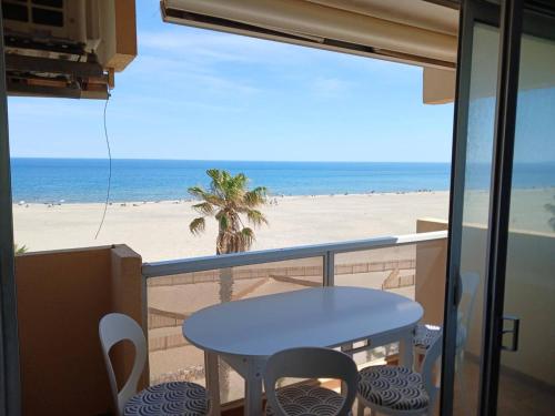 Grand 3 pièces climatisé avec parking à Canet-en-Roussillon - FR-1-833-2