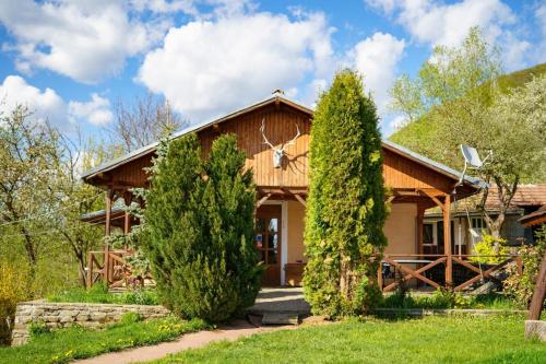 Casa Coasta Tare – khách sạn tại Traisteni