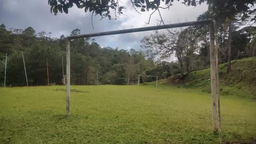 Rancho Caraíbas Sítio para Temporada com Piscina (Rancho Caraibas Sitio para Temporada com Piscina) in São Lourenço Da Serra