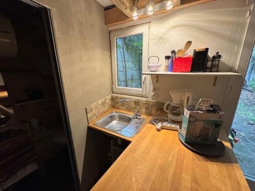 Bas Louis Mie - T3 avec 2 Chambres 2 Salles de Bain et Jardin in ボルドー