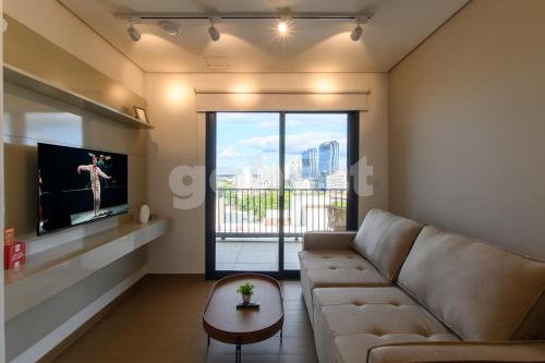 2 BR apt 2 min from Shopping del Sol & La Galería