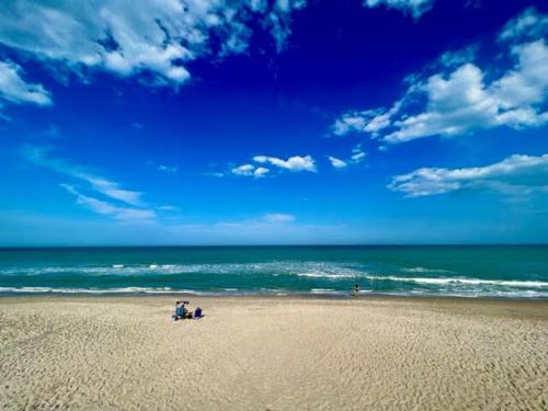 Ocean 16 - Pier View in Indian Harbour Beach, USA