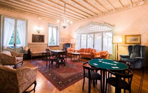 Hotel Du Parc - image 14