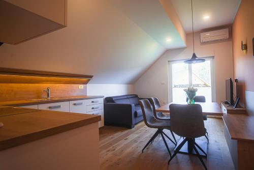 House Nizka & Apartments in Recica Ob Savinji