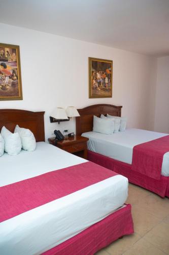 2 double beds