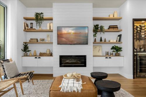 5 Bedroom- 4,5 Bathroom Solterra 7565 Os in Davenport, USA