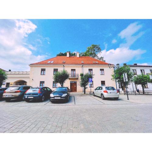 . Hotel pod Dębem