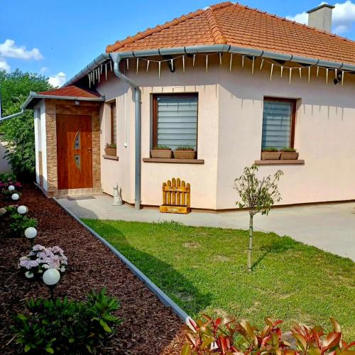 Vivien Apartman Gyula – khách sạn tại Ujvaros