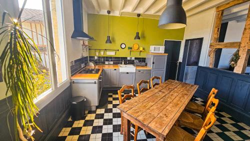 virtuve, L'Aube du Lac in Drosnay