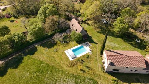 Exterior view, Larcher en Perigord - Piscine chauffee, calme, proche Sarlat in Saint-Aubin-de-Nabirat