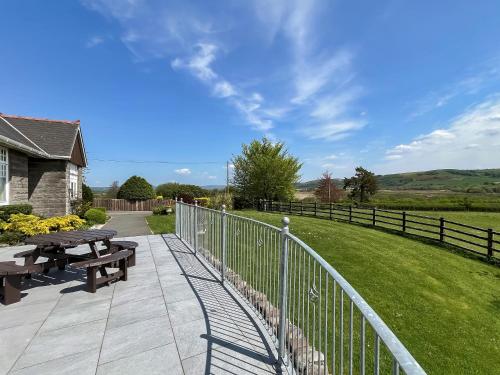 Viesnīcas āriene, Neuadd Las in Tregaron