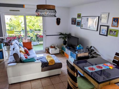 AKWABA cozy appartement - Location saisonnière - Vaulx-en-Velin