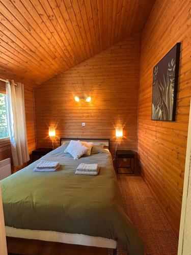 Chalet bois 6 personnes in Uxelles