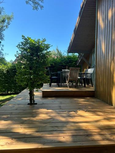 Chalet bois 6 personnes in Uxelles
