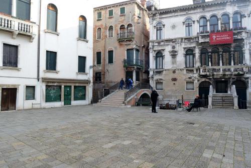 Doge's House - image 11