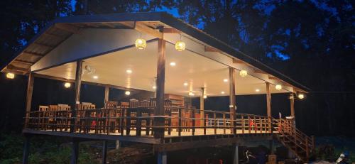 Konglor cave Resort - River side Restaurant in Koun Kham