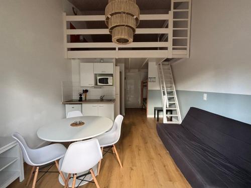 Appartement confortable - 6 pers. - API-1-52-2363 - Camping - Saint-Hilaire-de-Riez