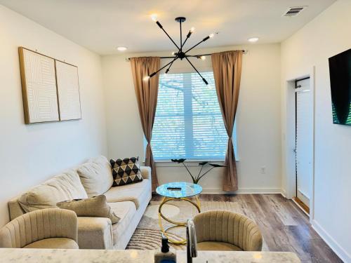 Downtown Atlanta Home Away from Home - 2 – khách sạn tại Old Fourth Ward