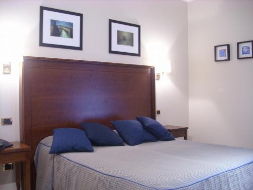Hotel Taormina - image 2