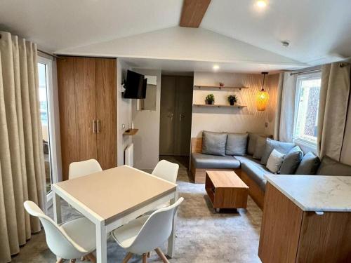 Mobil home confortable - 7 pers. - API-1-52-2436 - Camping - Saint-Hilaire-de-Riez