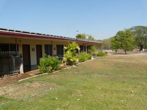 Dārzs, Chillagoe Cockatoo Hotel Motel in Chillagoe