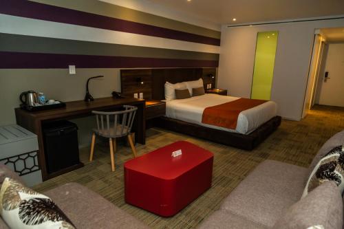 room detail thumbnail 1