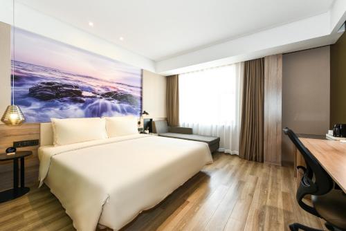 room detail thumbnail 0
