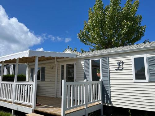 Mobil-home pour 6 pers. - API-1-52-2563