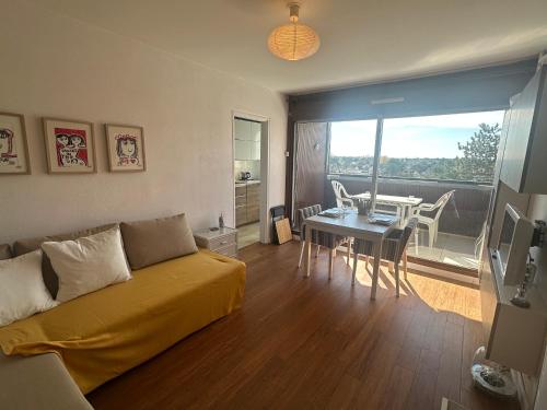 Appartement avec animaux - 4 pers, aperçu mer - FR-1-487-393 - Location saisonnière - Cabourg