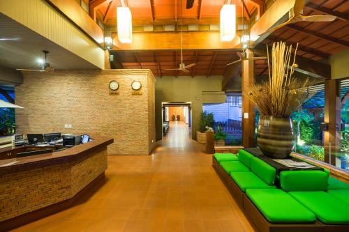 Lobby, Ayrest Hua Hin Hotel in Hua Hin / Cha-am