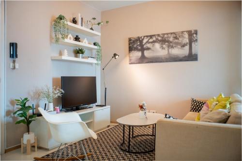 FavStay Ramkhamhaeng, Stylish 1BR Bangkok, Бангкок