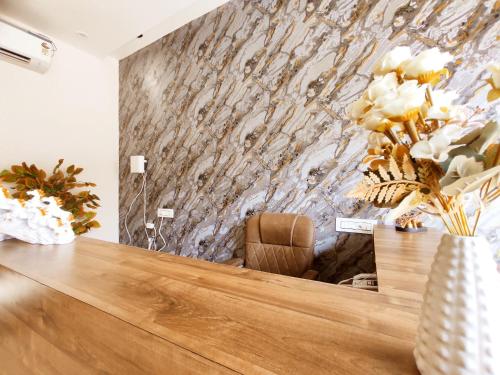 THE CASA GRAND - Premium Rooms For Corporates, Couples And Travellers 4