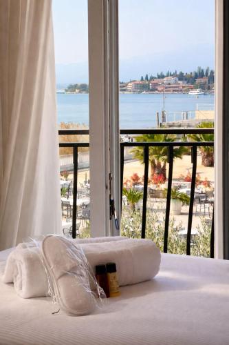 Exterior view, Hotel Villa Trieste in Sirmione