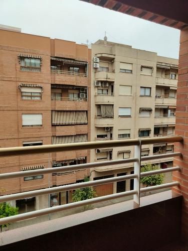En Gandía, piso 3 habitaciones cerca de la playa y la montaña