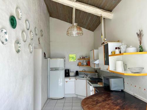 Gîte avec piscine calme absolu, idéal familles amis au cœur du Sud-Ouest (Gite avec piscine calme absolu, ideal familles amis au cœur du Sud-Ouest) in Beauville