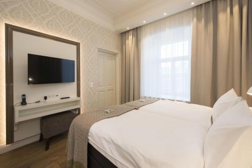 Lydia Hotel 4 * Superior