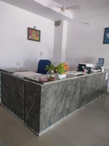 S K Hotel And Restaurant in Chomu