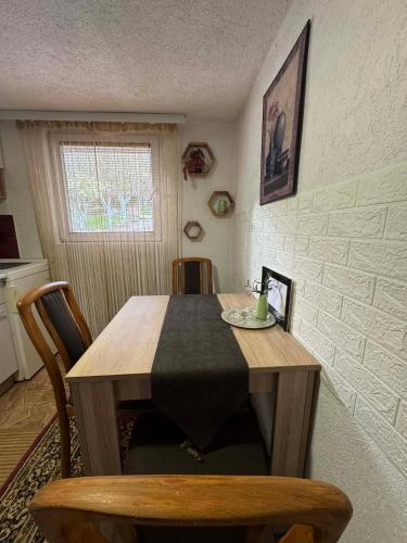 Apartman AMY in яйце