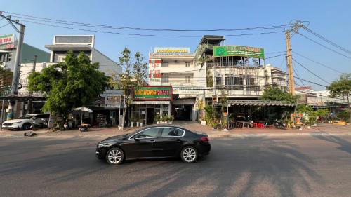 Exterior view, Khách sạn Lạc Hồng in Train Station
