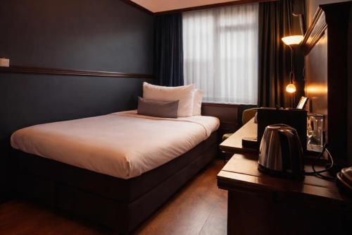 1 twin bed