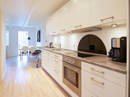 Kitchen, Myregaard B & B and Apartments in Tjorneby